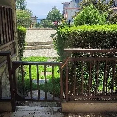 влас комплекс амфора , студио 704 Apartament Święty Włas