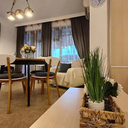 влас комплекс амфора , студио 704 Apartament