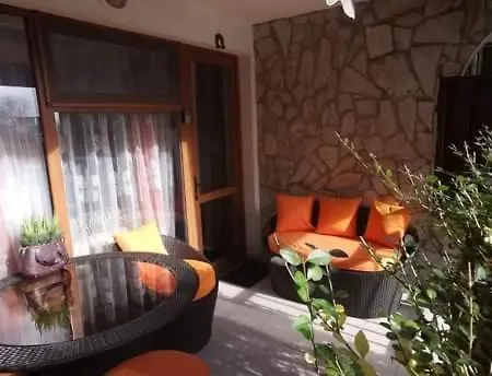 Апартаменты влас комплекс амфора , студио 704 *