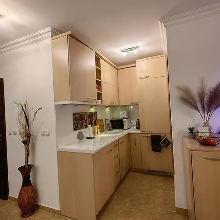 Apartman влас комплекс амфора , студио 704