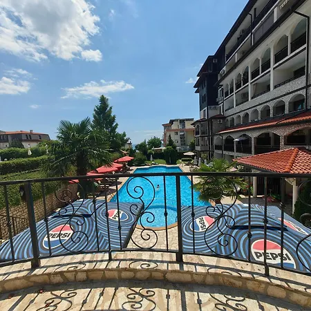 Apartman влас комплекс амфора , студио 704