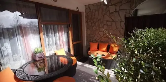 Apartman влас комплекс амфора , студио 704 *